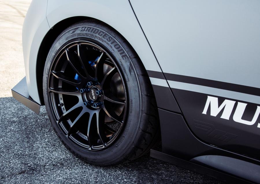 Детали экстерьера Toyota Muscle Tuner Auto Corolla 2018 года  (фото 3 из 6)